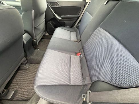 Used 2015 Subaru Forester 2.5i w/ Alloy Wheel Package image 29