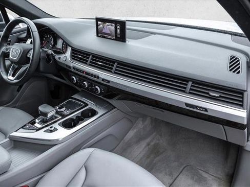 Used 2019 Audi Q7 2.0T Premium w/ Convenience Package AWD/4WD image 26