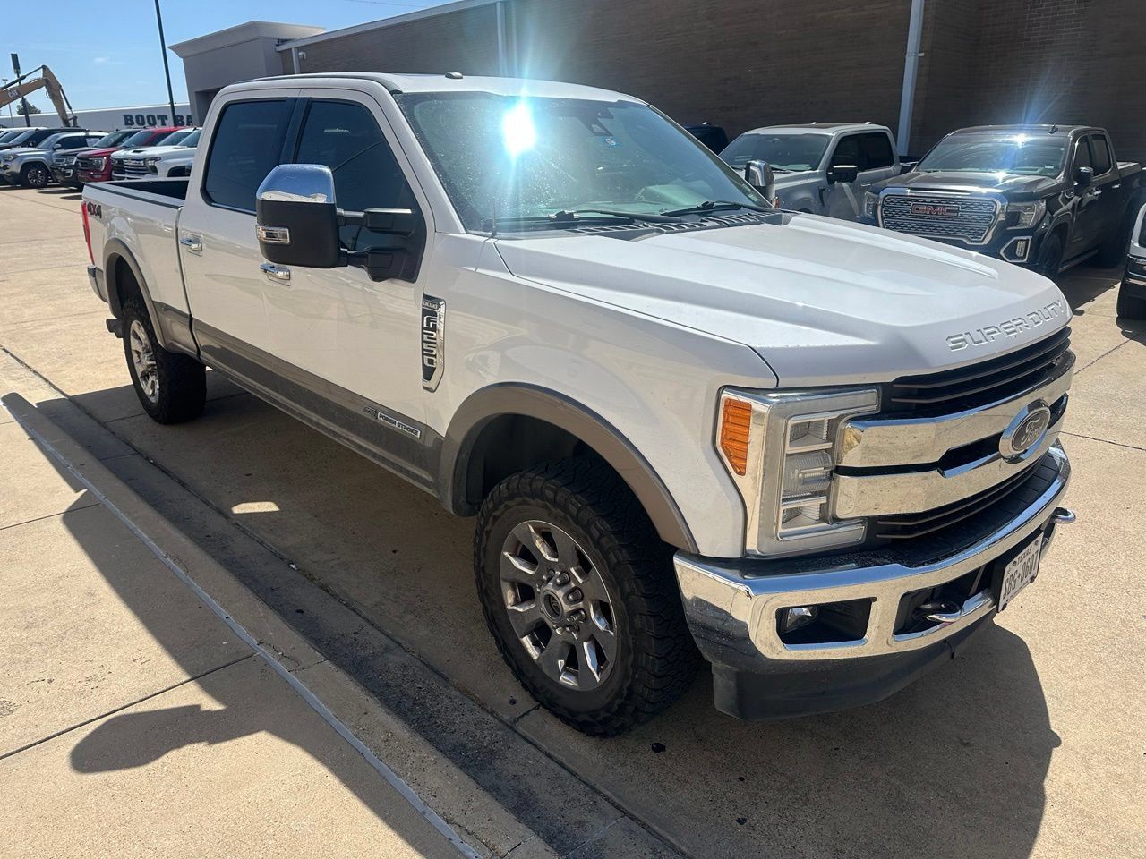 Used 2018 Ford F250 King Ranch w/ King Ranch Ultimate Package AWD/4WD image 2