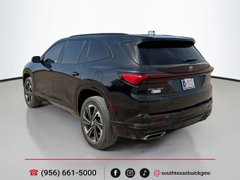 Used 2025 Buick Enclave Sport Touring w/ Power Package FWD image 6
