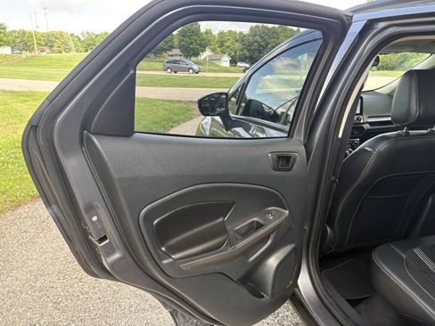 Used 2019 Ford EcoSport SES AWD/4WD image 24