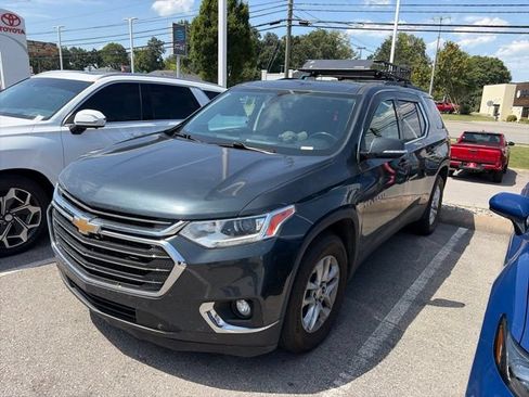 Used 2019 Chevrolet Traverse LT AWD/4WD image 2