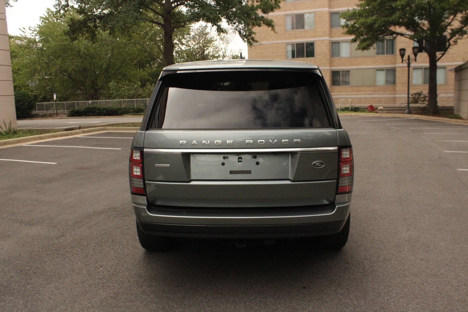 Used 2015 Land Rover Range Rover Long Wheelbase Supercharged AWD/4WD image 8