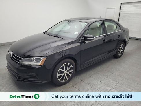 Used 2017 Volkswagen Jetta SE FWD image 1