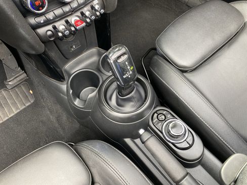 Certified 2024 MINI Cooper S image 27