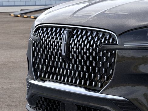 New 2026 Lincoln Aviator Reserve AWD/4WD image 17