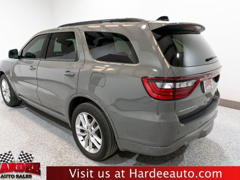 Used 2024 Dodge Durango GT image 3
