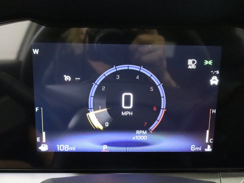 New 2026 Chevrolet Trax LT w/ LT Convenience Package FWD image 19