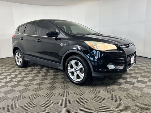 Used 2016 Ford Escape SE FWD image 4