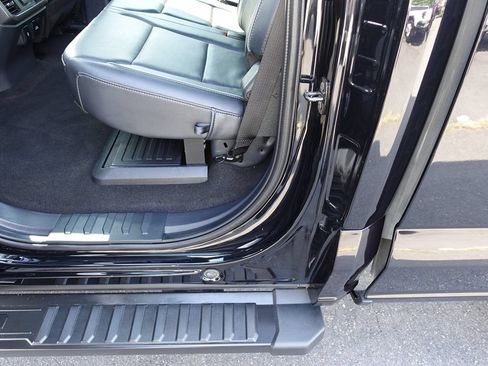 Used 2024 Ford F150 Lariat w/ Equipment Group 502A High AWD/4WD image 26