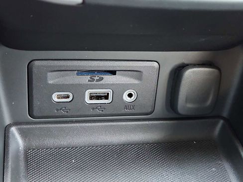 Used 2022 GMC Terrain SLT w/ Tech Package image 30