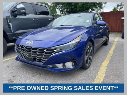 Used 2021 Hyundai Elantra Limited w/ Cargo Package