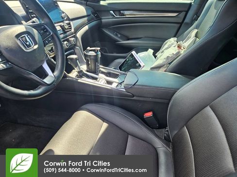 Used 2019 Honda Accord Sport image 5