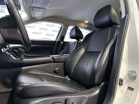 Used 2022 Nissan Maxima SV w/ Floor Mat Group image 11