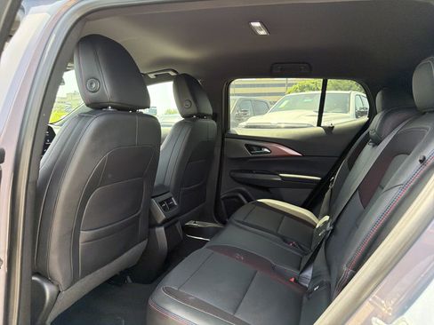 Used 2024 Chevrolet Equinox EV RS FWD image 19