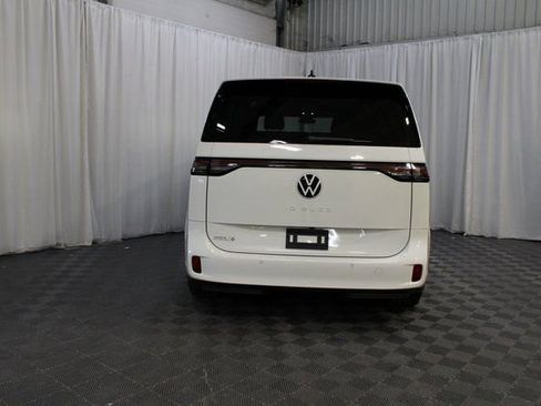 New 2025 Volkswagen ID. Buzz Pro S image 21
