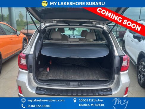 Used 2015 Subaru Outback 2.5i Premium AWD/4WD image 17