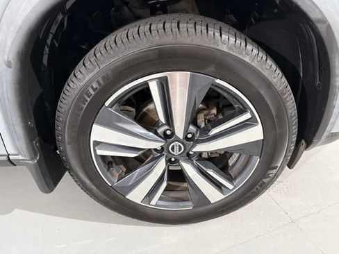 Used 2021 Nissan Rogue SL w/ Premium Package FWD image 15