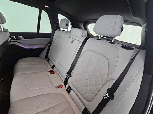 Used 2023 BMW X5 sDrive40i w/ Premium Package image 17