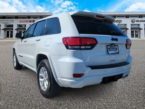 Used 2020 Jeep Grand Cherokee Altitude image 6