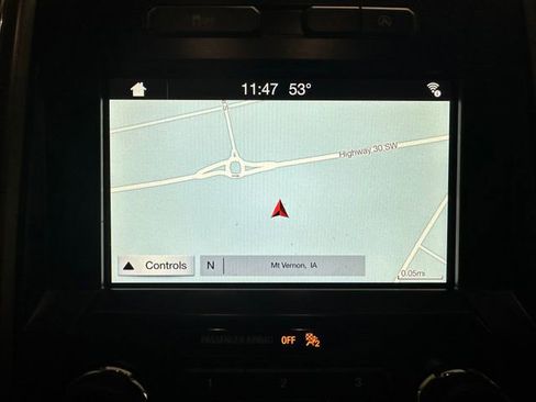 Used 2017 Ford F150 XLT w/ Equipment Group 302A Luxury image 4