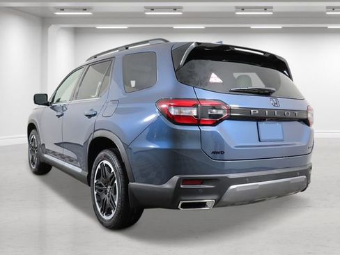 New 2026 Honda Pilot Touring image 5