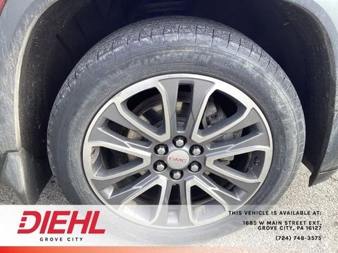 Used 2017 GMC Acadia SLT image 9