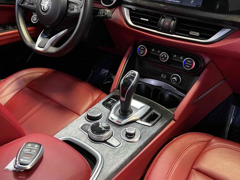 Used 2021 Alfa Romeo Stelvio Sprint w/ Nero Edizione RWD image 25