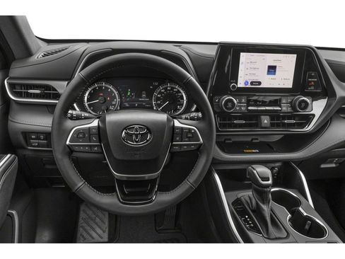 New 2026 Toyota Highlander XSE image 7