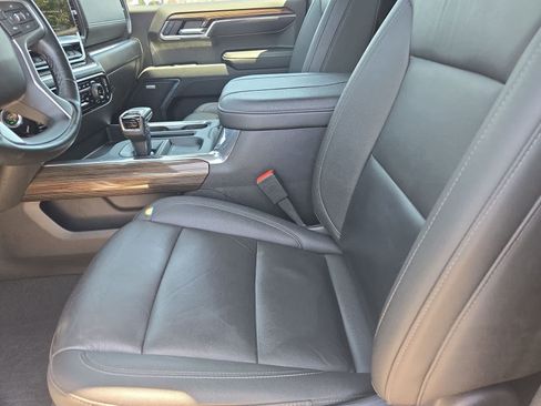 Used 2024 Chevrolet Silverado 1500 LT Trail Boss w/ Convenience Package II AWD/4WD image 14