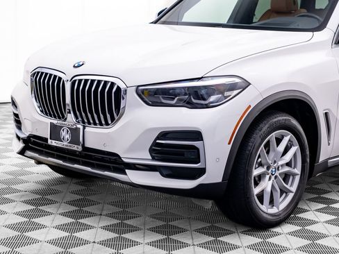 Used 2023 BMW X5 xDrive40i w/ Premium Package AWD/4WD image 41