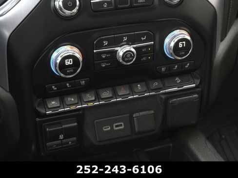 Used 2021 GMC Sierra 1500 SLT w/ SLT Premium Plus Package AWD/4WD image 16