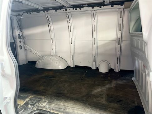 Used 2024 Chevrolet Express 2500 Work Van w/ Driver Convenience Package image 23