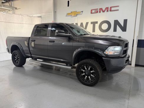 Used 2016 RAM 2500 Tradesman w/ Popular Equipment Group AWD/4WD image 2