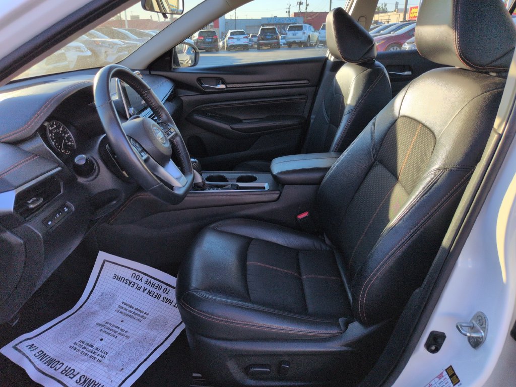 Used 2021 Nissan Altima 2.5 SR FWD image 10