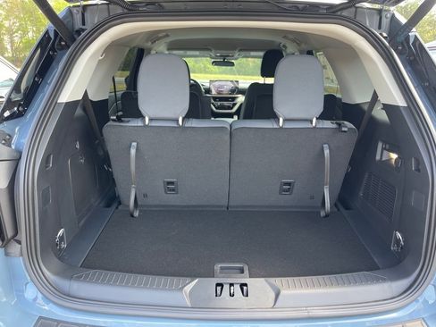 New 2026 Ford Explorer Active image 11