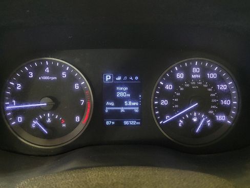 Used 2017 Hyundai Tucson SE w/ SE Popular Package 02 AWD/4WD image 23