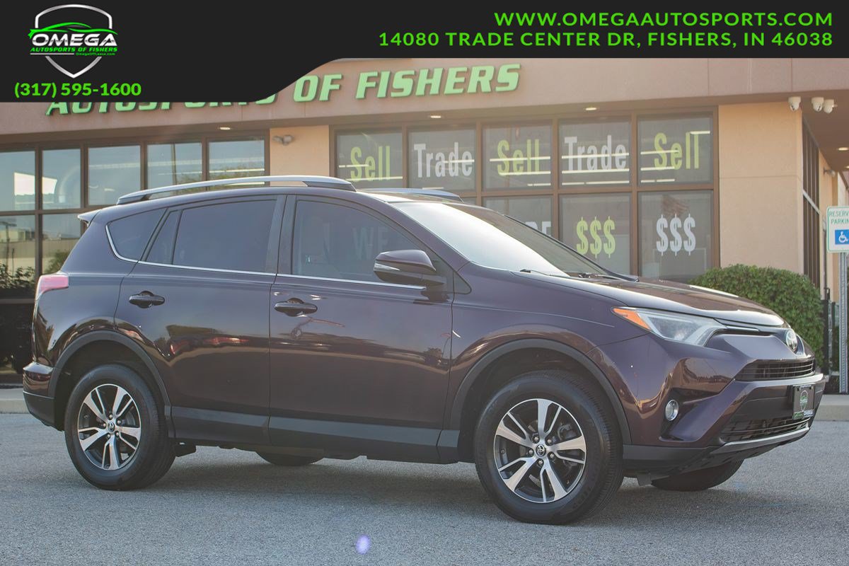 Used 2017 Toyota RAV4 XLE FWD image 1