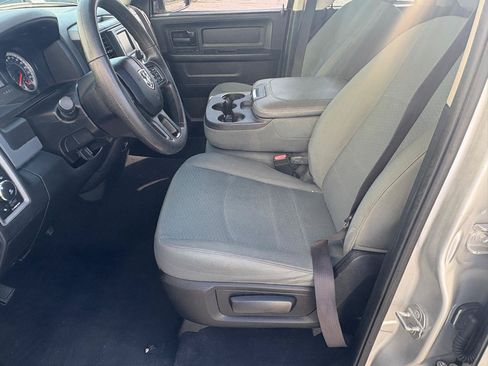 Used 2017 RAM 1500 Express AWD/4WD image 5