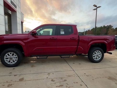 New 2025 Toyota Tacoma SR5 image 3
