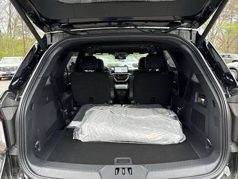 Used 2026 Ford Explorer Tremor w/ Tremor Ultimate Package AWD/4WD image 23