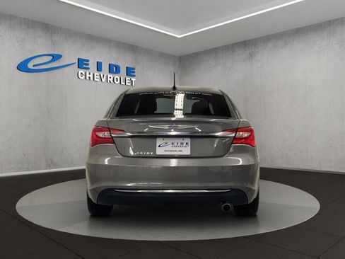 Used 2012 Chrysler 200 Touring w/ Cold Weather Group image 4