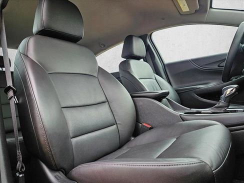 Used 2024 Chevrolet Malibu LT image 22