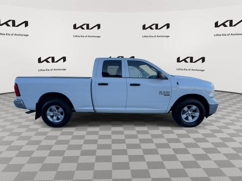 Used 2024 RAM 1500 Classic SLT image 9
