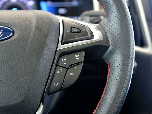 Used 2021 Ford Edge ST-Line AWD/4WD image 23