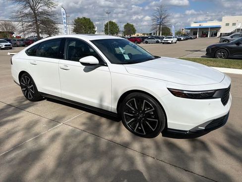 New 2026 Honda Accord Touring image 7