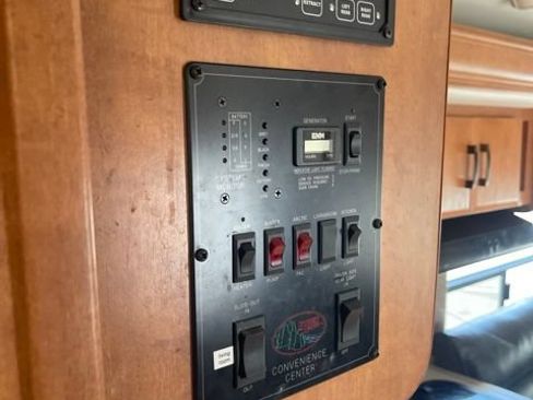 Used 2011 Ford E-450 and Econoline 450 Super Duty w/ Motorhome Prep Pkg RWD image 10