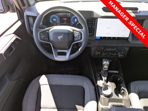 New 2025 Ford Bronco 4-Door image 17