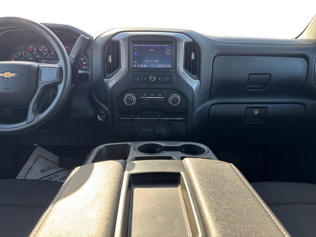 Used 2024 Chevrolet Silverado 1500 W/T AWD/4WD image 15