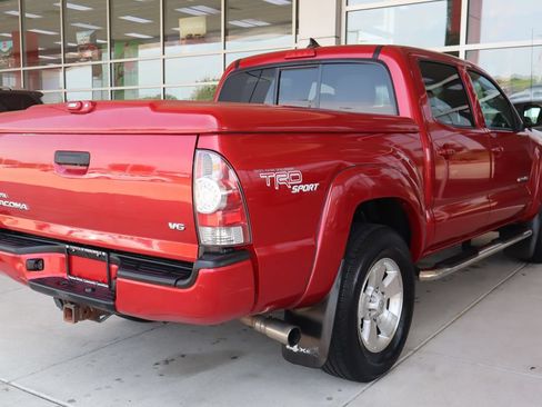 Used 2012 Toyota Tacoma 4x4 Double Cab w/ TRD Sport Pkg image 8